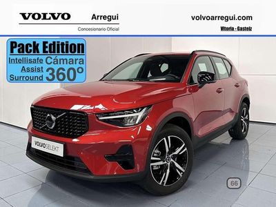 Rojo Usado 2024 Volvo XC40 Plus SUV | 40.990 € (Caro)
