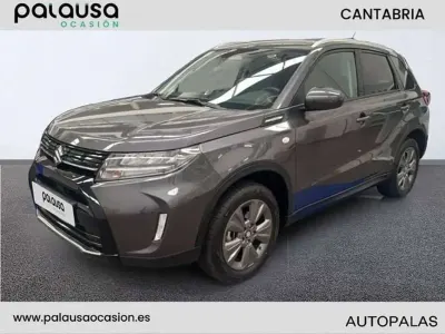 Usado Suzuki Vitara 110 CV (80 kW) 2025 Gris SUV