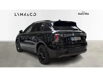 Usado Lynk & Co 01 276 CV (202 kW) 2025 Negro SUV