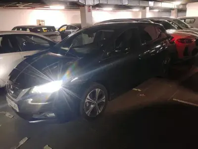 Używany Nissan Leaf Tekna 109 kW (149 KM) 2022 Czarny Hatchback