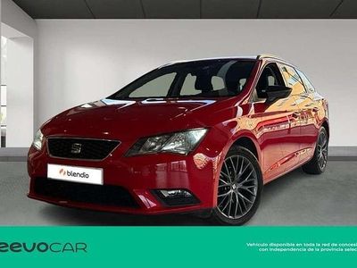 Usado Seat Leon ST FR 126 CV (92 kW) 2016 Rojo Familiar
