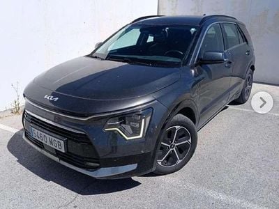 Usado Kia Niro 183 CV (134 kW) 2023 Gris SUV