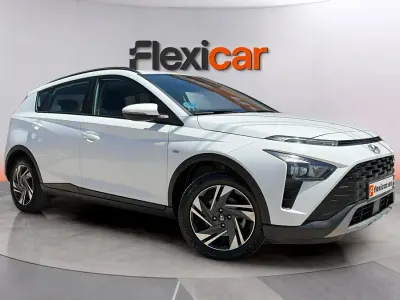 Usado Hyundai Bayon 101 CV (74 kW) 2023 Blanco SUV