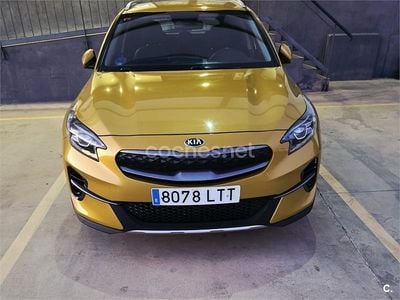 Usado Kia XCeed 141 CV (103 kW) 2022 Amarillo SUV