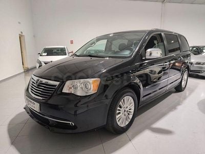 Usado Lancia Voyager Platinum 178 CV (130 kW) 2013 Negro Monovolumen