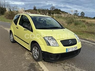 Usado Citroën C2 61 CV (44 kW) 2004 Amarillo Utilitario