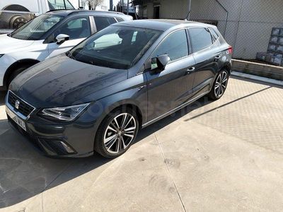 Usado Seat Ibiza FR 115 CV (84 kW) 2024 Gris Utilitario