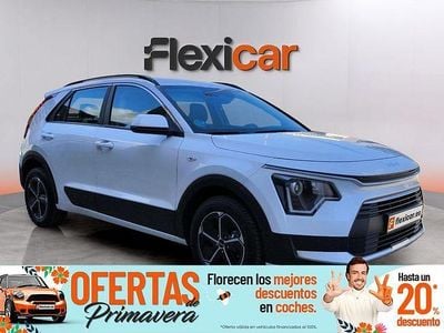 Usado Kia Niro 141 CV (103 kW) 2023 Blanco SUV