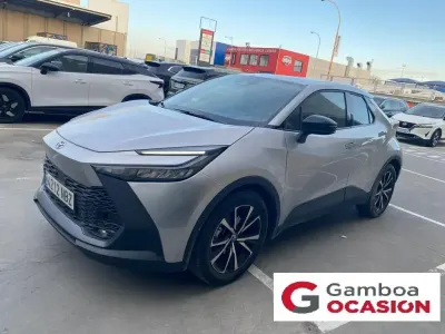 Usado Toyota C-HR Advance 140 CV (102 kW) 2025 Plata SUV