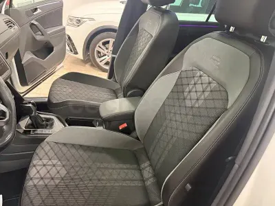 Usado VW Tiguan R-line 150 CV (110 kW) 2022 Blanco SUV