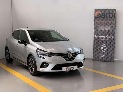 Käytetty Renault Clio V Techno 140 HP (102 kW) 2023 Harmaa Viistoperä