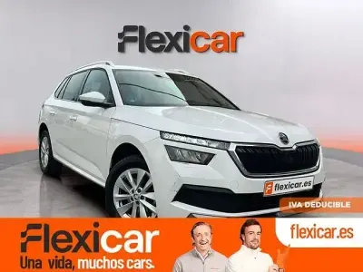 Usado Skoda Kamiq Selection 95 CV (69 kW) 2023 Blanco SUV