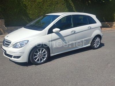 Usado Mercedes B180 Sport Edition 109 CV (80 kW) 2011 Blanco Monovolumen