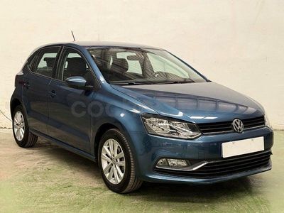 Usado VW Polo Advance 90 CV (66 kW) 2017 Azul Berlina