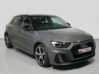 Usado Audi A1 Sportback 110 CV (80 kW) 2022 Gris Utilitario