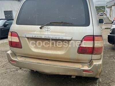 Usado Toyota Land Cruiser 204 CV (150 kW) 2005 Gris / plata SUV