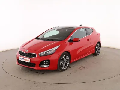 Usado Kia ProCeed GT-Line 136 CV (100 kW) 2017 Rojo Utilitario