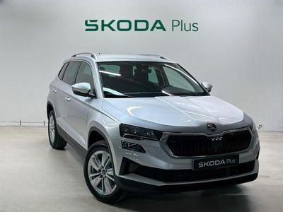 Gris Nuevo 2025 Skoda Karoq Selection SUV | 32.900 € (Precio justo)