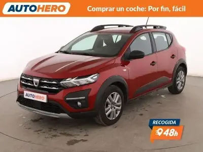 Usado Dacia Sandero Essentiel 91 CV (66 kW) 2021 Rojo Berlina