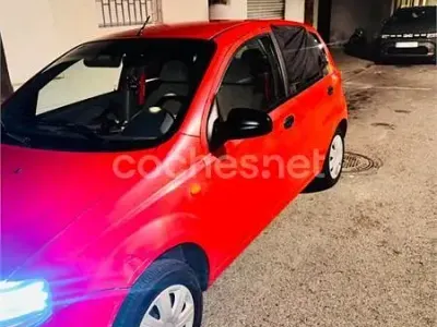 Usado Chevrolet Kalos SE 83 CV (61 kW) 2005 Rojo Berlina