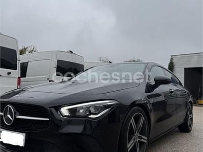 Usado Mercedes CLA180 Shooting Brake 136 CV (100 kW) 2020 Negro Familiar