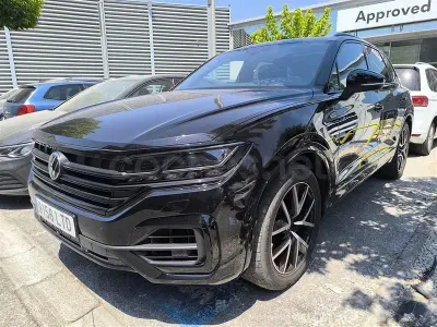 Usado VW Touareg R 462 CV (339 kW) 2021 Negro SUV