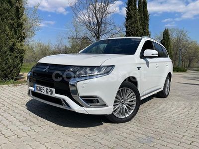 Mitsubishi Outlander P-HEV