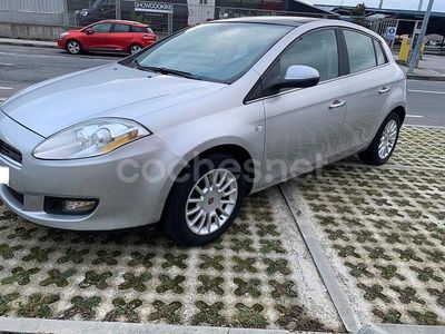 Usado Fiat Bravo Active 120 CV (88 kW) 2007 Gris / plata Utilitario
