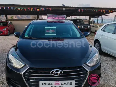 Usado Hyundai i40 Style 141 CV (103 kW) 2017 Negro Familiar