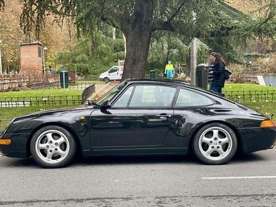 Negro Usado 1995 Porsche 911 Carrera 4 Coupe | 98.880 €