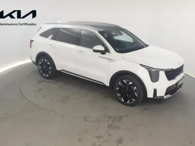 Usado Kia Sorento 194 CV (142 kW) 2024 Blanco SUV