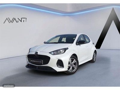 Blanco Usado 2024 Mazda 2 Exclusive-Line Berlina | 21.990 € (Un poco caro)