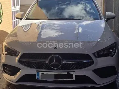 Usado Mercedes CLA180 122 CV (89 kW) 2019 Blanco Berlina