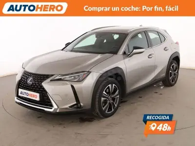 Usado Lexus UX 184 CV (135 kW) 2019 Gris / plata SUV