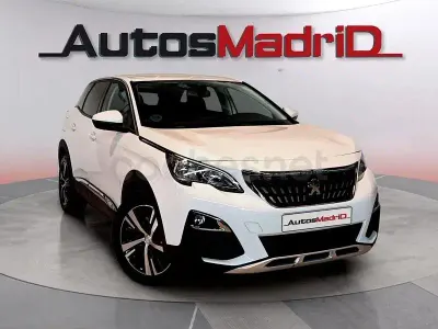 Usado Peugeot 3008 Allure 130 CV (95 kW) 2019 Blanco SUV