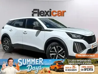 Usado Peugeot 2008 Active 100 CV (73 kW) 2023 Blanco SUV