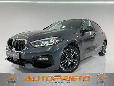Begagnad BMW 116 116 HK (85 kW) 2021 Svart Halvkombi
