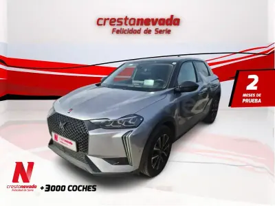 Usado DS Automobiles DS3 Crossback Performance 130 CV (95 kW) 2023 Gris / plata SUV