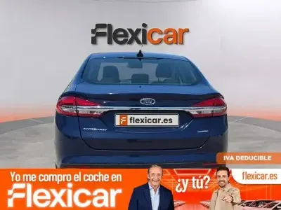Usado Ford Mondeo Trend 187 CV (137 kW) 2021 Azul Berlina