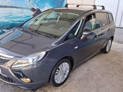 Usado Opel Zafira Tourer Selective 136 CV (100 kW) 2016 Gris Monovolumen