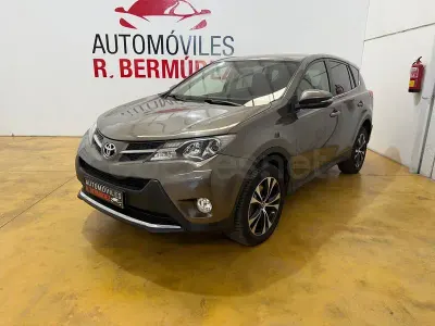 Usado Toyota RAV4 Advance 150 CV (110 kW) 2015 Marrón SUV