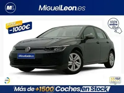 Usado VW Golf VIII Life 110 CV (80 kW) 2021 Negro Berlina
