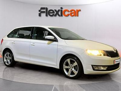 Usado Skoda Rapid Active 90 CV (66 kW) 2015 Blanco Berlina