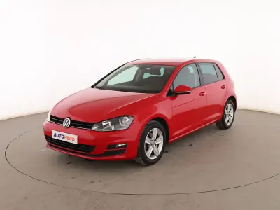 Usado VW Golf VII Advance 125 CV (91 kW) 2016 Rojo Berlina