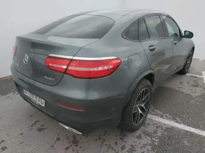 Usado Mercedes GLC220 170 CV (125 kW) 2019 Gris