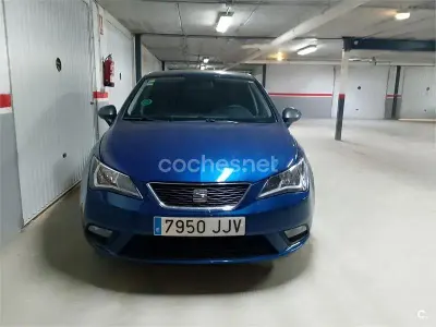 Usado Seat Ibiza CONNECT 90 CV (66 kW) 2015 Azul Berlina