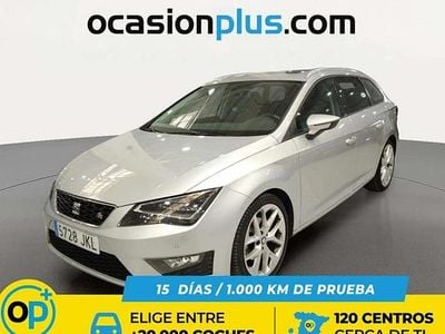 Usado Seat Leon ST FR 150 CV (110 kW) 2015 Plateado Familiar