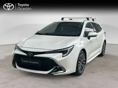 Usado Toyota Corolla Style 140 CV (102 kW) 2024 Blanco Familiar