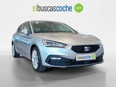Usado Seat Leon Style 150 CV (110 kW) 2024 Gris/plata