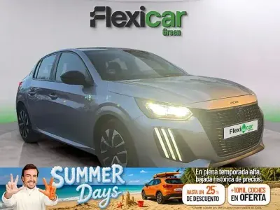 Usado Peugeot 208 Allure 100 CV (73 kW) 2024 Blanco Utilitario